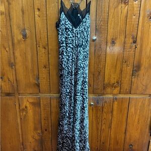 Elegant Black and Tan Patterned Dress